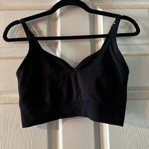 Black Women's Sports Bra